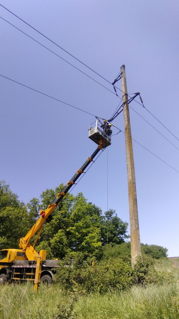 За тиждень ДТЕК Донецькі електромережі повернув світло у 7,3 тисячі домівок