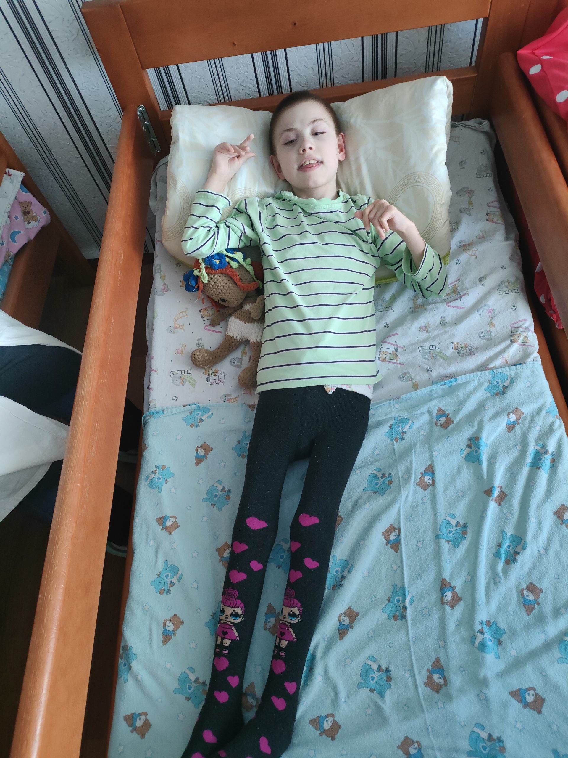 Дитинство має бути щасливим. Родина — його серце.