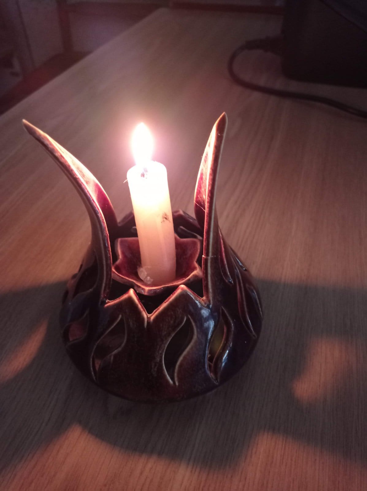 Колективи УСЗН Покровської райдержадміністрації Донецької області та гуманітарного ХАБу Покровського району «ПРОСТІР ДОБРА» долучилися до акції «Запали свічку»