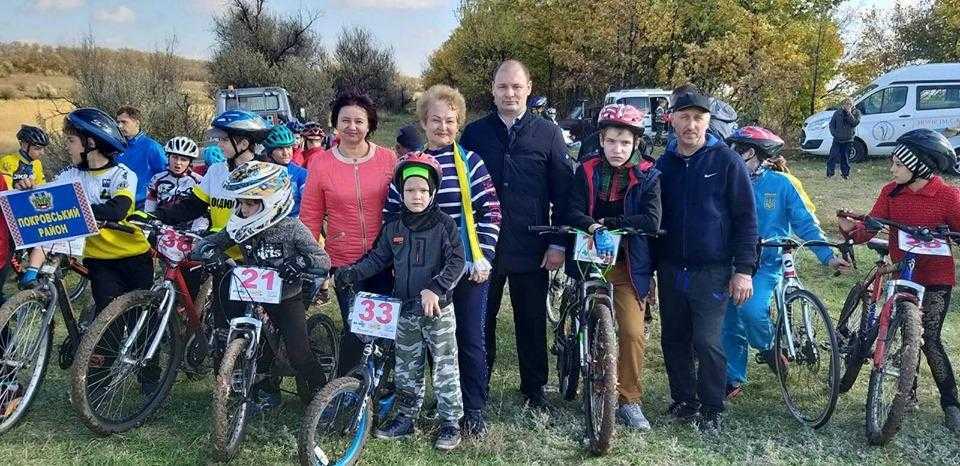 В с. Лисівка відбулись районні спортивні заходи до Дня захисника України