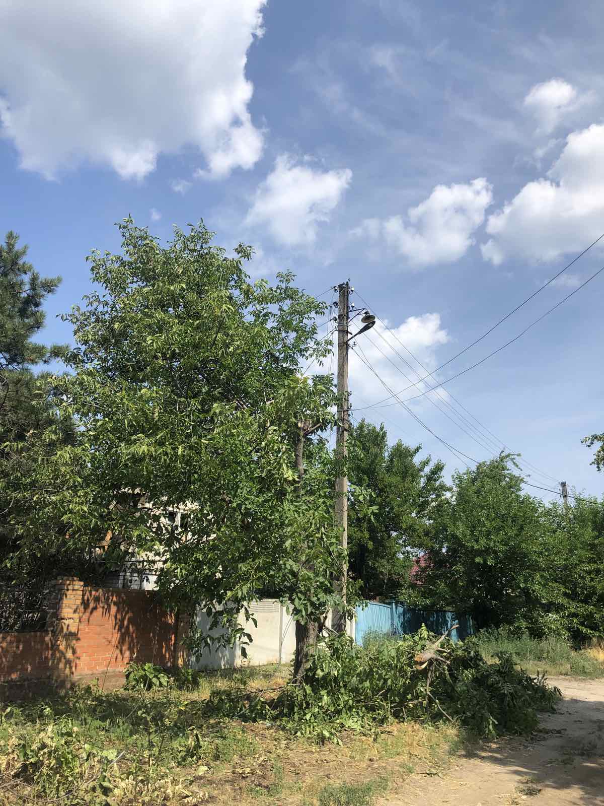 За добу енергетики відновили світло для майже 800 родин на Донеччині