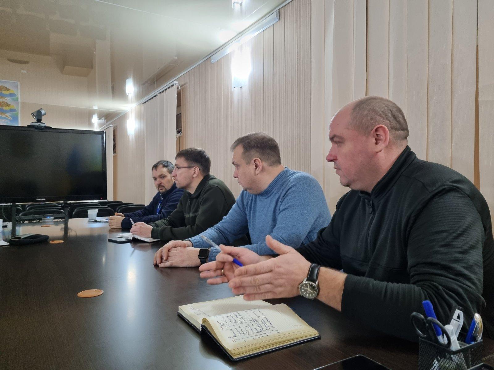 Очільник Покровського району Володимир ЗАМОТАЄВ провів ділову зустріч з благодійними організаціями